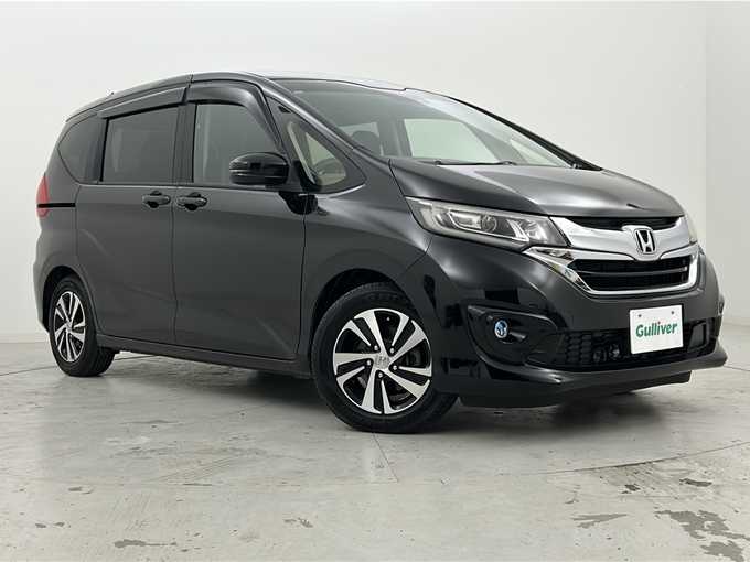 新着情報“フリードG・ホンダセンシング”2018年式プレミアムスパークルブラックパール入荷しました！