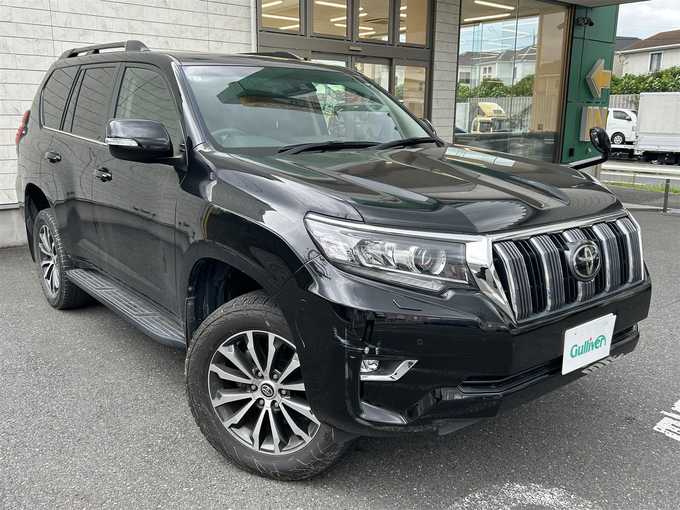 新着情報“ランドクルーザープラドTX”2019年式ブラック入荷しました！