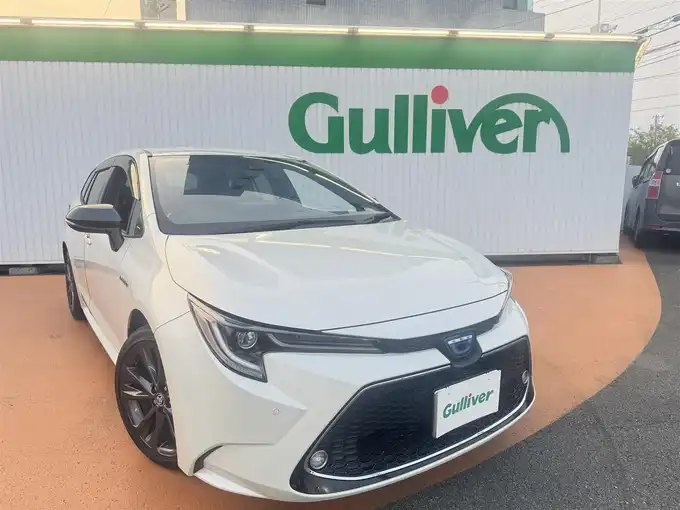 新着情報“カローラツーリングハイブリッド ダブルバイビー”2020年式ホワイトパールクリスタルシャイン入荷しました！