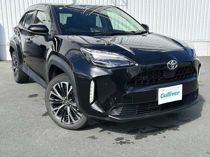 新着情報“ヤリスクロスZ”2020年式ブラックマイカ入荷しました！