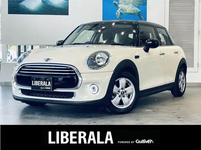 新着情報“ＭＩＮＩクーパー”2020年式ペッパー・ホワイト入荷しました！