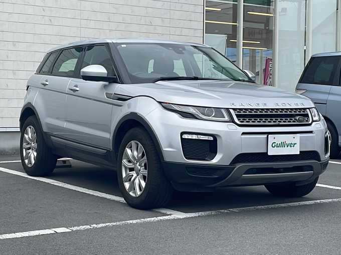 新着情報“レンジローバーイヴォークSE”2019年式シルバー入荷しました！