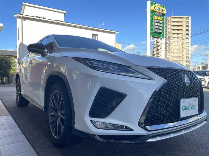 新着情報“ＲＸRX450h Fスポーツ”2020年式ホワイトノーヴァガラスフレーク入荷しました！