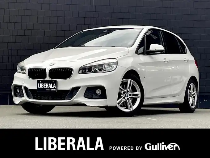 新着情報“２シリーズ218iアクティブツアラー Mスポーツ”2015年式アルピンホワイトⅢ入荷しました！