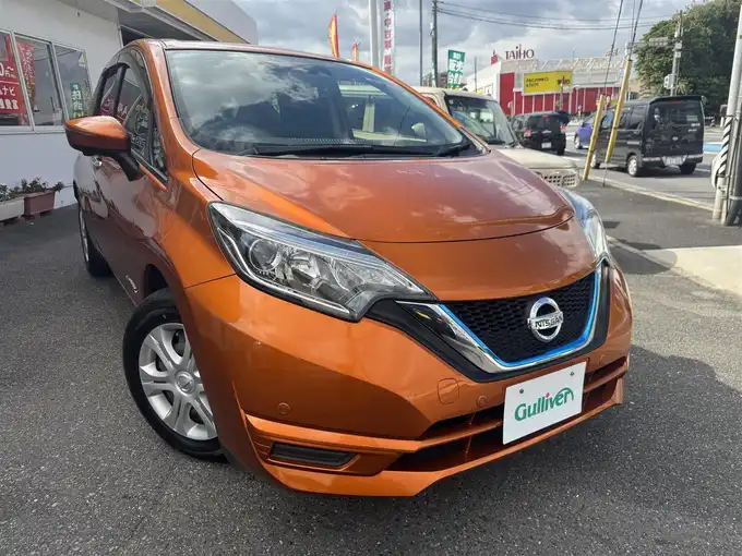 新着情報“ノートe－パワー X”2016年式オレンジ入荷しました！