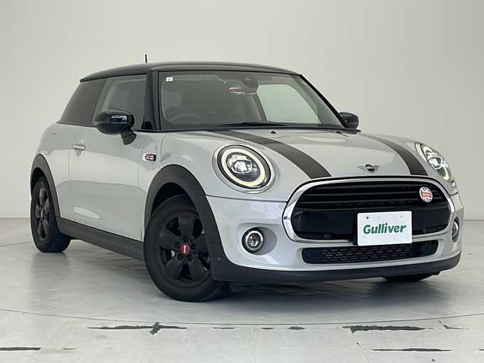 新着情報“ＭＩＮＩクーパーD”2021年式ホワイト・シルバー入荷しました！