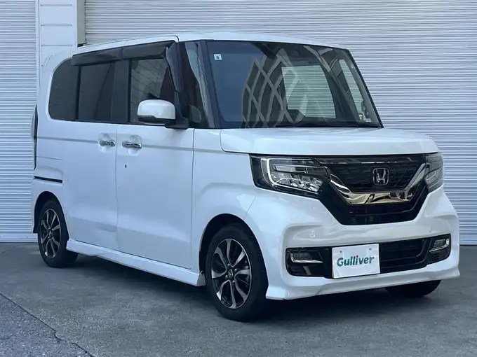 新着情報“Ｎ－ＢＯＸカスタムG・Lホンダセンシング”2019年式プラチナホワイトパール入荷しました！