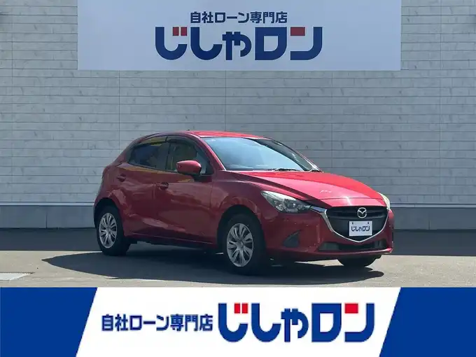 新着情報“デミオ13S”2015年式ソウルレッドプレミアムメタリック入荷しました！