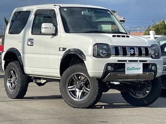 新着情報“ジムニーランドベンチャー”2018年式パール入荷しました！