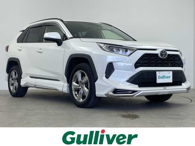 新着情報“ＲＡＶ４X”2019年式ホワイトパールクリスタルシャイン入荷しました！