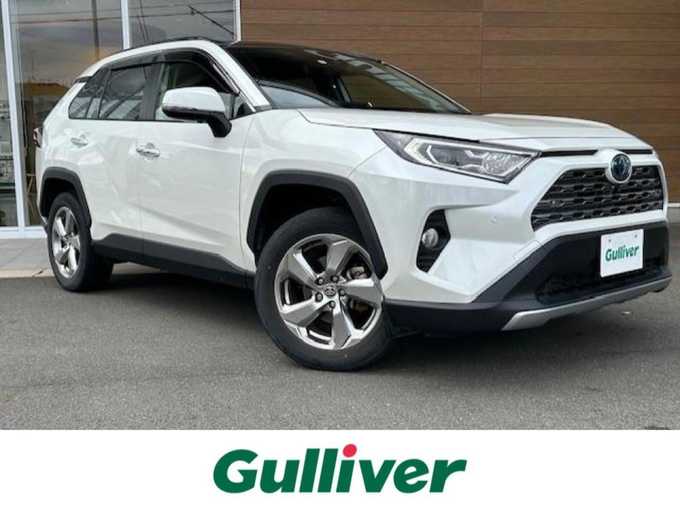 新着情報“ＲＡＶ４ハイブリットG”2021年式ホワイトパールクリスタルシャイン入荷しました！