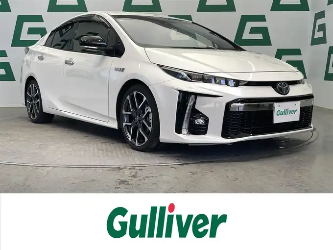 新着情報“プリウスＰＨＶS GRスポーツ”2020年式ホワイトパールクリスタルシャイン入荷しました！