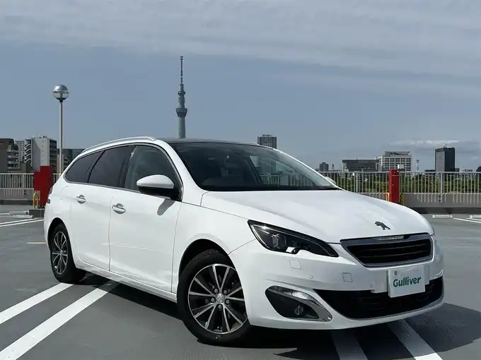 新着情報“３０８SW GTライン”2016年式白入荷しました！