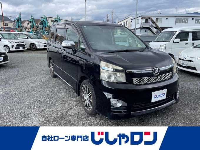 新着情報“ヴォクシーZS 煌Ⅱ”2012年式ブラック入荷しました！