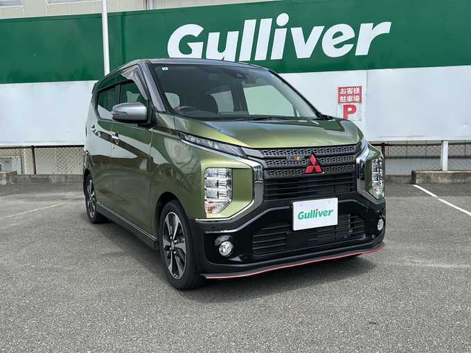 新着情報“ｅＫクロスG”2019年式緑／グレー入荷しました！