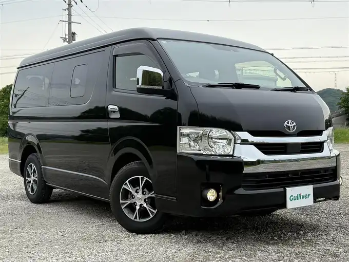 新着情報“ハイエースワゴンGL”2020年式黒入荷しました！