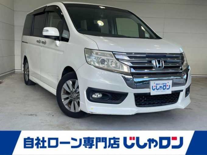 新着情報“ステップワゴンスパーダZi”2013年式ホワイトオーキッドパール入荷しました！