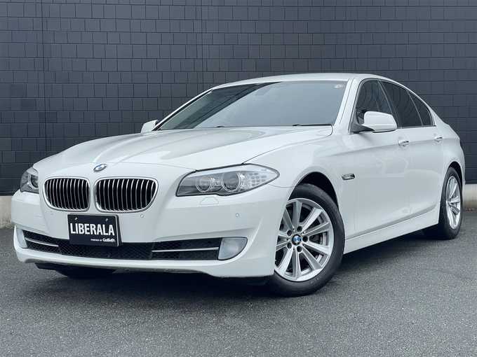 新着情報“５シリーズ523i ハイラインパッケージ”2012年式アルピンホワイトⅢ入荷しました！
