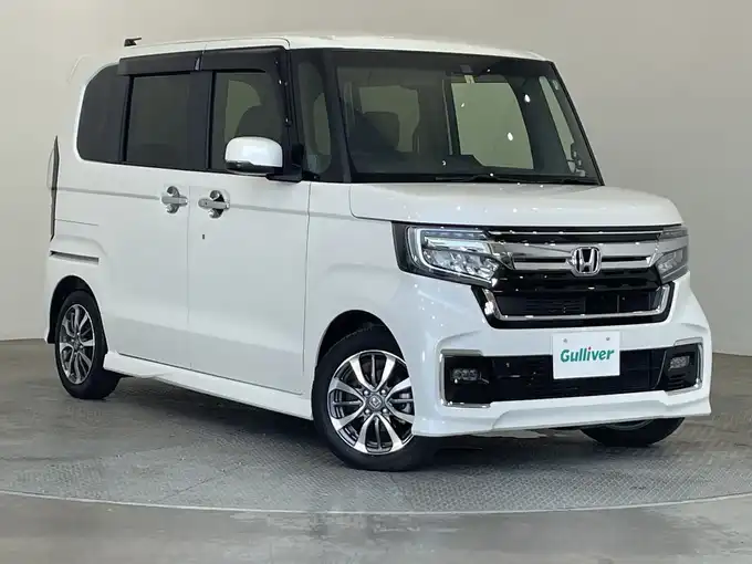 新着情報“Ｎ－ＢＯＸカスタムL”2022年式プラチナホワイトパール入荷しました！