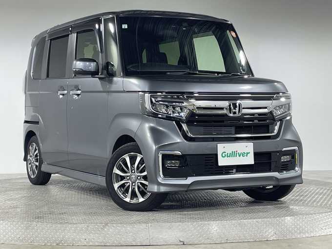 新着情報“Ｎ－ＢＯＸカスタムL”2021年式シャイニンググレーM入荷しました！