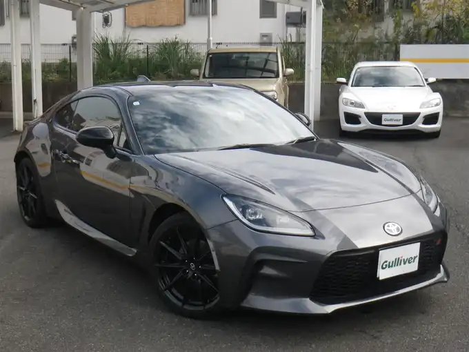 新着情報“ＧＲ８６RZ”2023年式マグネタイトグレーメタリック入荷しました！