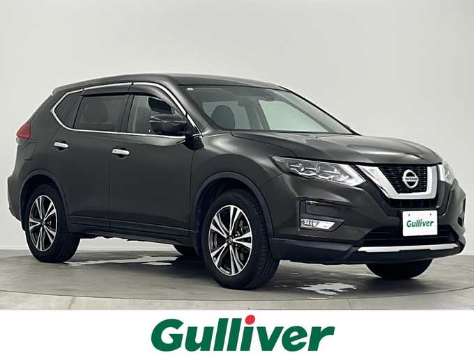 新着情報“エクストレイル20X”2018年式チタニウムカーキ入荷しました！