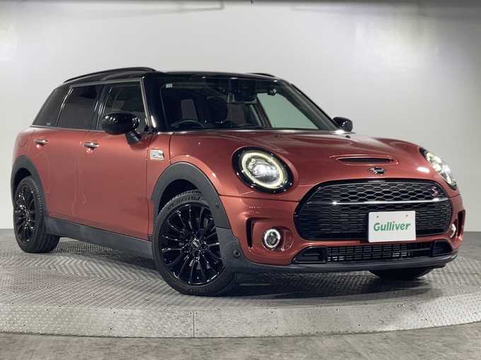 新着情報“ＭＩＮＩクーパーSD クラブマン エッセンシャル・トリム”2020年式赤入荷しました！