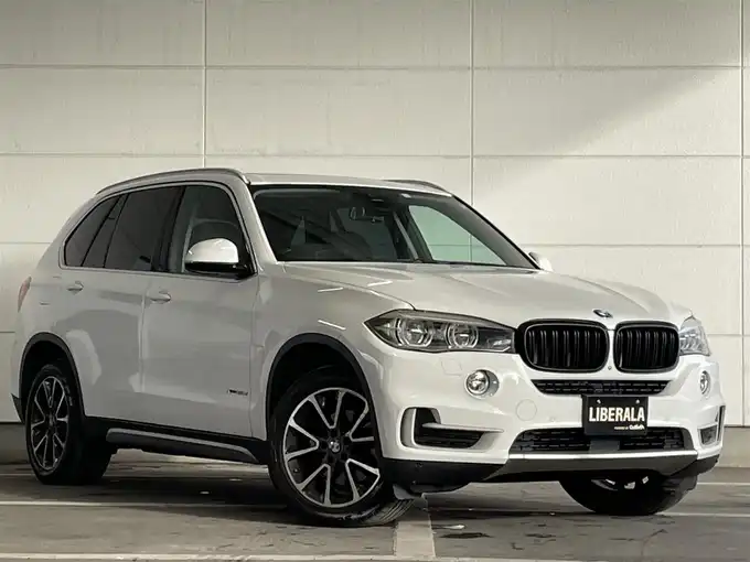 新着情報“Ｘ５xDrive 35d xライン”2016年式アルピンホワイトⅢ入荷しました！