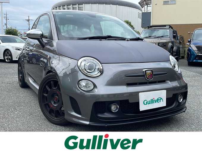 新着情報“アバルト５９５ツーリズモ”2014年式ガンＭ入荷しました！