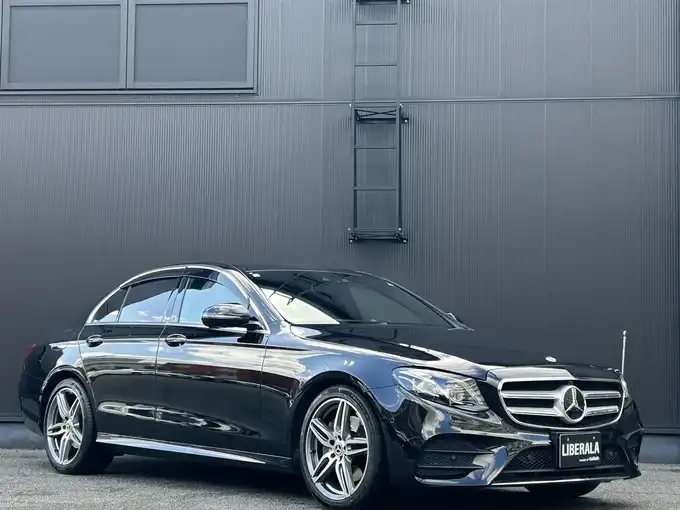 新着情報“ＥクラスE220d ローレウスエディション”2020年式オブシディアンブラック入荷しました！