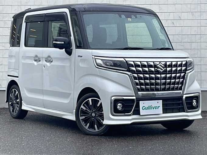 新着情報“スペーシアカスタムハイブリッドXSターボ”2023年式ピュアホワイトパール/ブラック2トーン入荷しました！