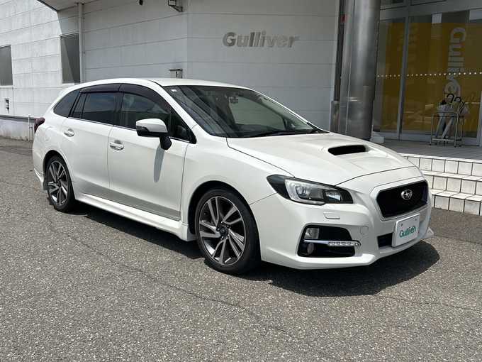 新着情報“レヴォーグ1．6GT－Sアイサイト”2014年式クリスタルホワイトP入荷しました！