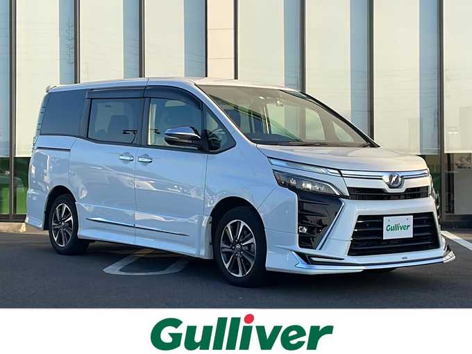 新着情報“ヴォクシーZS 煌Ⅱ”2020年式白入荷しました！