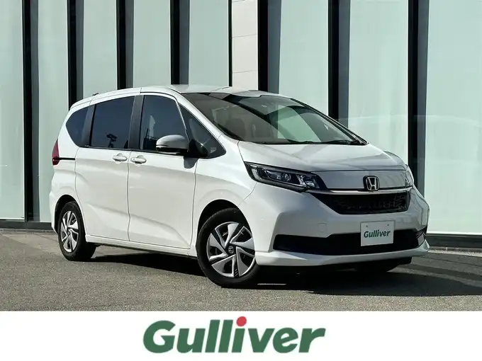 新着情報“フリードハイブリッドハイブリッド・G”2023年式プラチナホワイトパール入荷しました！