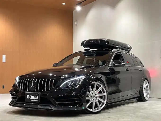 新着情報“ＣクラスステーションワゴンC180 ステーションワゴン スポーツ”2015年式オブシディアンブラック入荷しました！