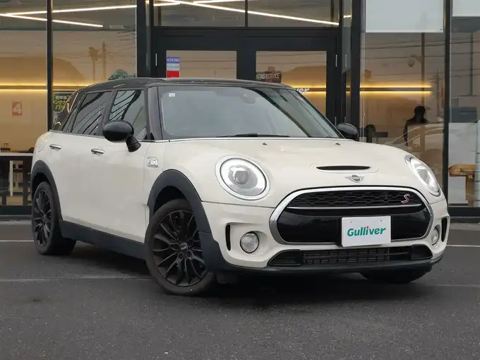 新着情報“ＭＩＮＩクーパーSD クラブマン”2018年式ベージュ入荷しました！