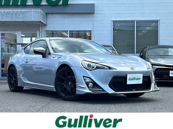 新着情報“８６GTリミテッド”2014年式アイスシルバーメタリック入荷しました！