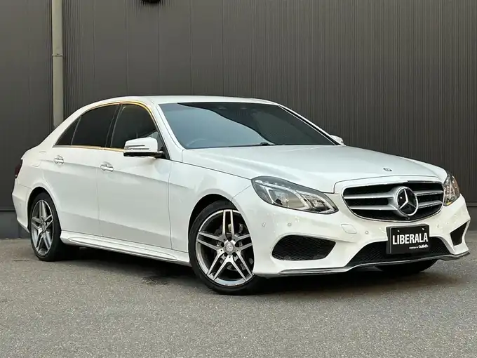 新着情報“ＥクラスE250 アバンギャルド スポーツ”2014年式ポーラホワイト入荷しました！