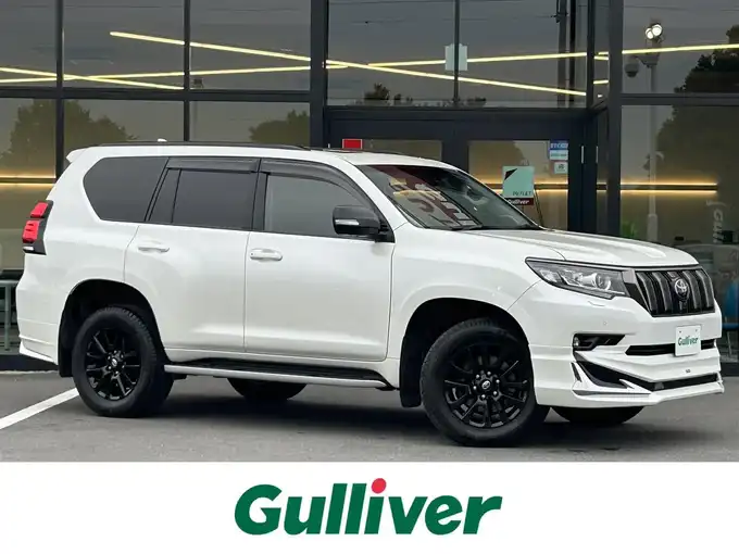 新着情報“ランドクルーザープラドTX Lパッケージ・ブラックエディション”2020年式ホワイトパールクリスタルシャイン入荷しました！