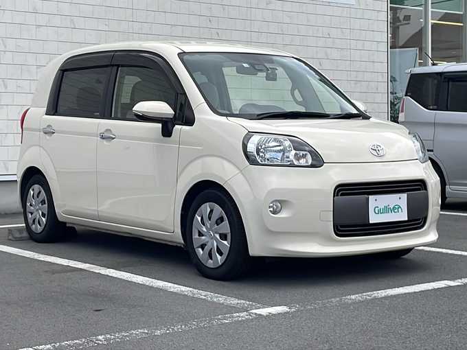 新着情報“ポルテF”2018年式クリームベージュ入荷しました！