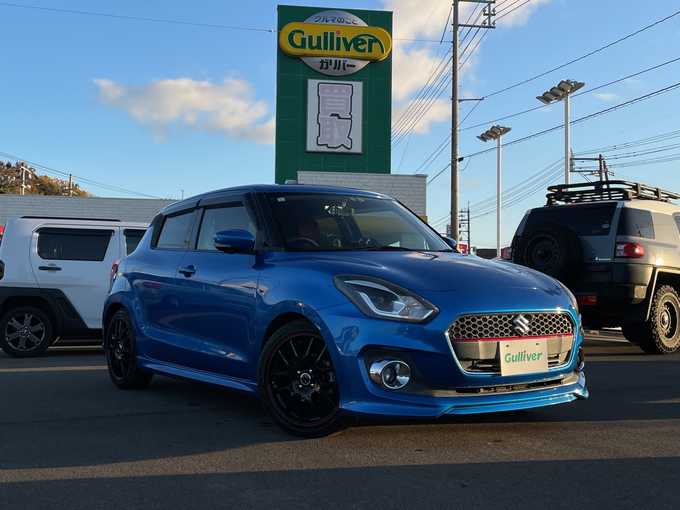 新着情報“スイフトRSt セーフティパッケージ装着車”2017年式スピーディーブルーM入荷しました！