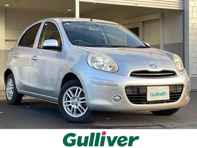 新着情報“マーチ12X FOUR”2011年式ブリリアントシルバー入荷しました！