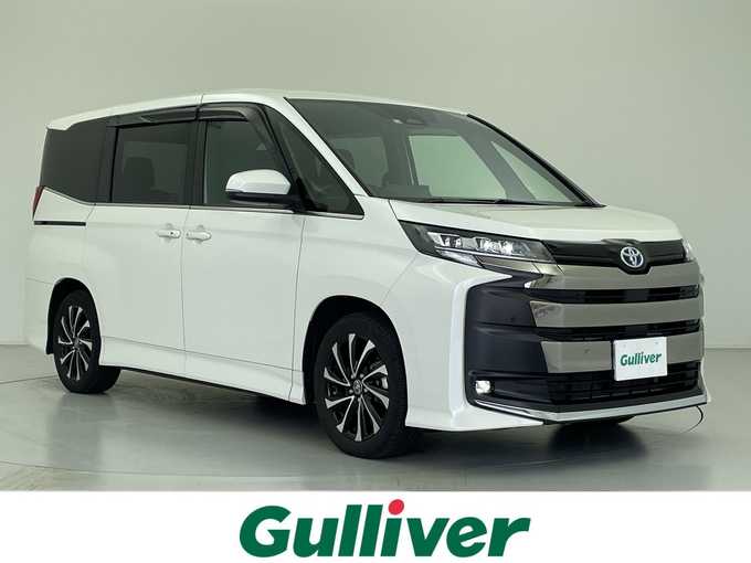 新着情報“ノアハイブリッドS－Z”2022年式ホワイトパールクリスタルシャイン入荷しました！