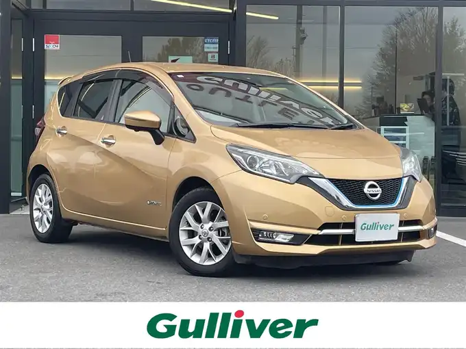 新着情報“ノートe－パワー メダリスト”2016年式ギャラクシーゴールド入荷しました！