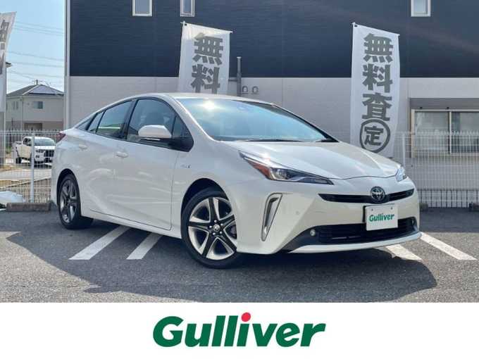 新着情報“プリウスAツーリングセレクション”2019年式ホワイトパールクリスタルシャイン入荷しました！
