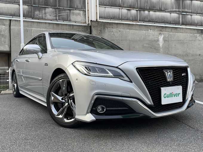 新着情報“クラウンハイブリッドRSアドバンス”2018年式シルバーM入荷しました！