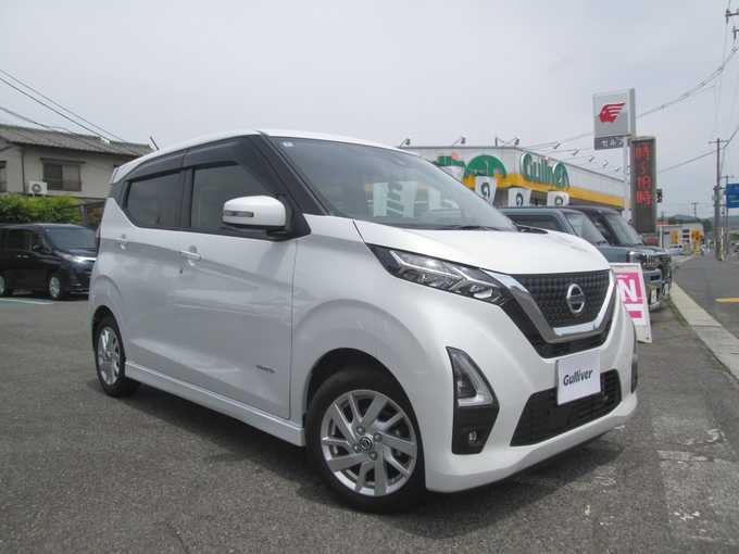 新着情報“デイズハイウェイスター X”2022年式ホワイトパール入荷しました！