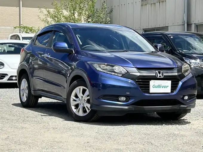 新着情報“ヴェゼルX”2014年式モルフォブルーP入荷しました！
