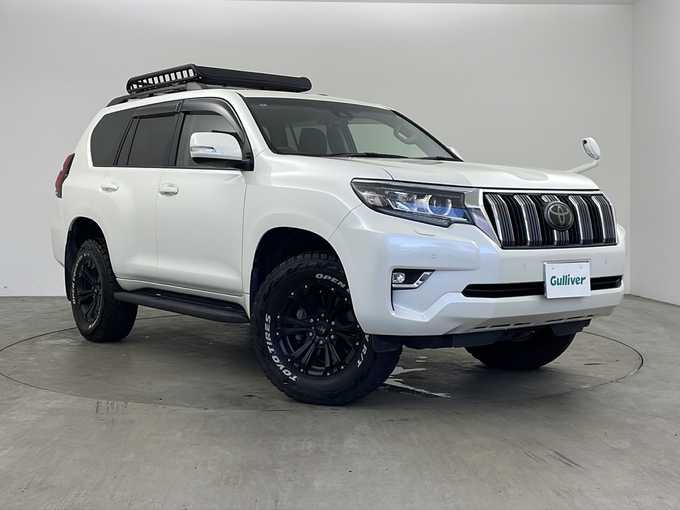 新着情報“ランドクルーザープラドTX”2017年式ホワイトパールクリスタルシャイン入荷しました！