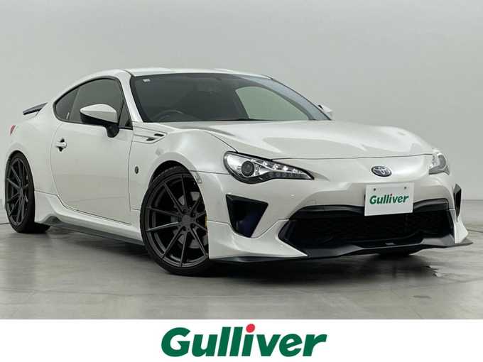 新着情報“８６GT”2020年式クリスタルホワイトパール入荷しました！